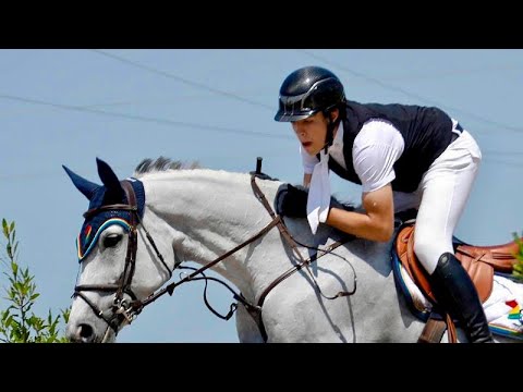 Carlos Borho Giron con Coco Chanel ganadores de la prueba 1,30 m el CSI1* Lier