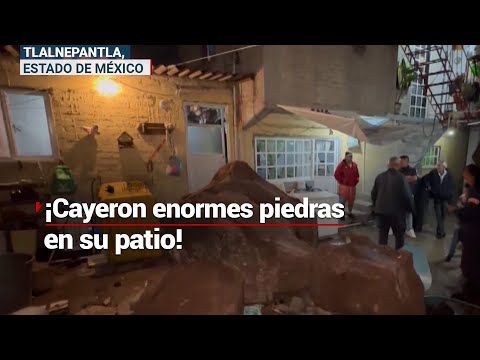 ¡SE SALVARON DE MILAGRO! | Caen enormes rocas en su patio tras desgajamiento de un cerro