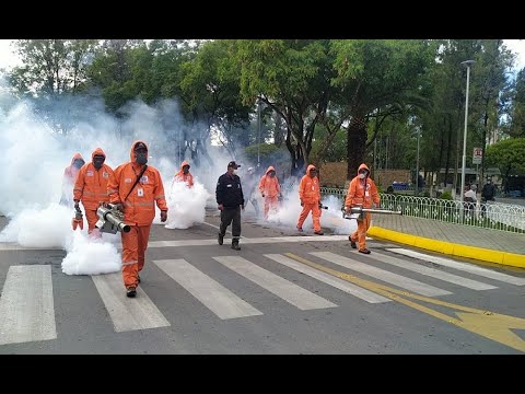 ¡Bioseguridad ante todo! Desinfectan el Cementerio General en Cochabamba