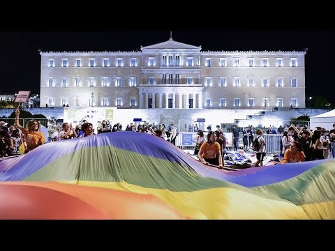 Grecia | La comunidad LGBTIQ+ elogia la nueva ley sobre el matrimonio igualitario: Es un gran paso