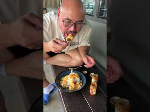 ข้าวไข่ข้น￼ราดน้ำพริกไข่มันกุ