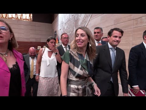 María Guardiola, investida presidenta de la Junta de Extremadura con el apoyo de PP y Vox