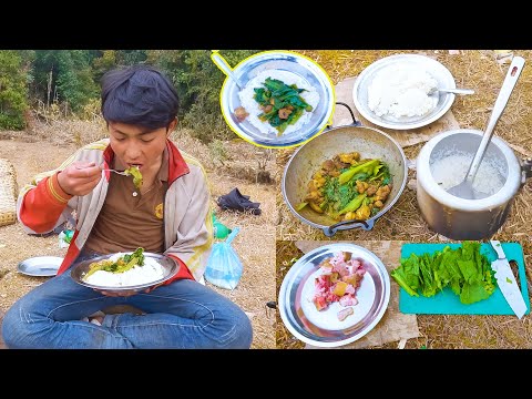 My favorite pork dish in own goat hut || Pork curry & rice in new shelter@pastorallifeofnepal
