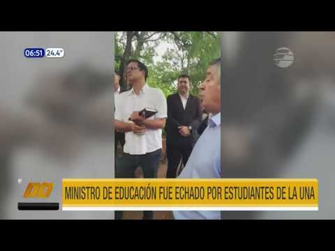 Ministro de Educación fue echado por estudiantes de la UNA