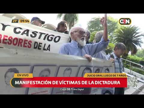 Manifestación de víctimas de la dictadura