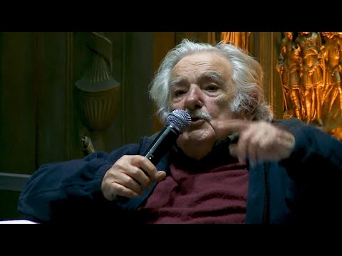 José Mujica, expresidente de Uruguay: La política está bastardeada | AFP