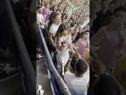 Pedida de matrimonio en el concierto de Taylor Swift en el Bernabéu de Madrid al son de ‘Love Story’