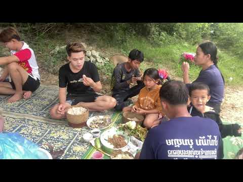 กินข้าวป่าสามัคคีกับครอบครัวคร กินข้าวป่าสามัคคีกับครอบครัวคร