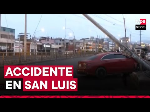 San Luis: chofer choca contra poste e intenta darse a la fuga