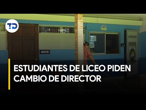 Liceo de La Aurora padres y estudiantes piden cambio de director