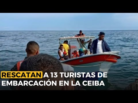 Rescatan en La Ceiba a 13 turistas de embarcación que sufrió fallas mecánicas en altamar