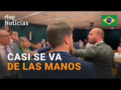 BRASIL: El HIJO del EXPRESIDENTE BOLSONARO, a PUNTO de PEGAR a OTRO DIPUTADO en un DEBATE | RTVE