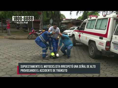 Motociclista resulta lesionado tras irrespetar señal de Alto en Managua - Nicaragua