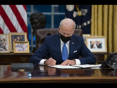 Info Martí | El Presidente Biden firma continuidad de la ley que regula el embargo a Cuba