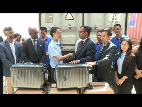 T&T Ships First Export Of Chinese Luggage