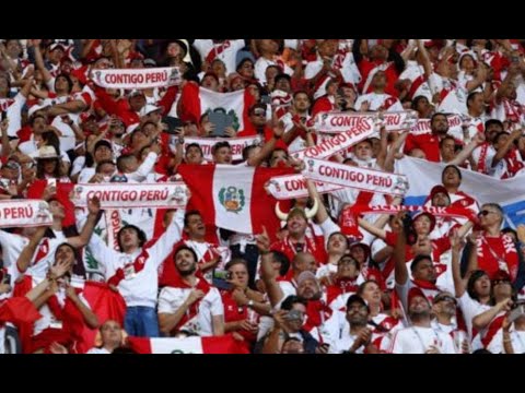 Peruanos residentes en Chile alientan a la 'blanquirroja' y esperan una victoria de la selección