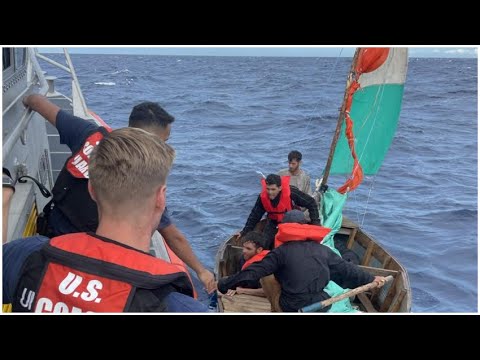 Guardia Costera busca a 22 balseros cubanos desaparecidos en el mar