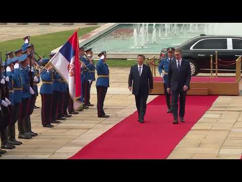 Xi se reúne con Vucic en Belgrado para intensificar el comercio chino-serbio