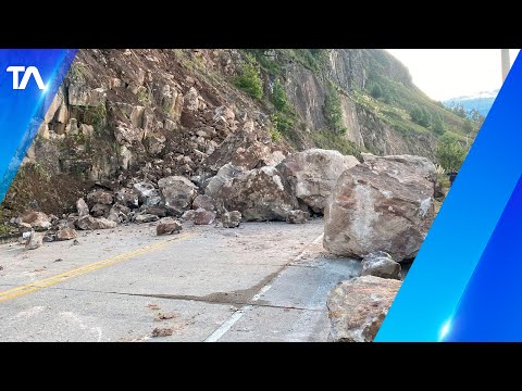 La vía Cuenca-Loja está cerrada por un deslizamiento de tierra