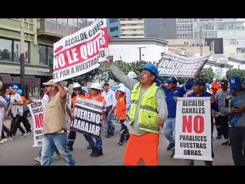 Miraflores: Trabajadores protestan contra la comuna por paralización de obras