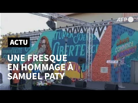 Hommage à Samuel Paty : une fresque dévoilée à Eragny-sur-Oise | AFP Extrait