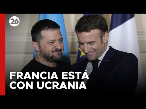 Macron le afirmó a Zelenski que Francia está con Ucrania