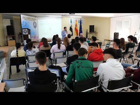 El Instituto de Enseñanza Secundaria Ramón Carande celebra en estos días su Semana cultural