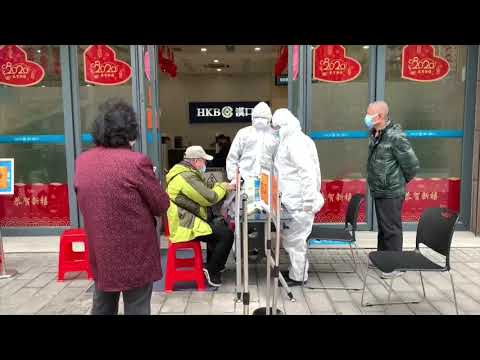 Desinfección, higiene y mascarilla obligatorios para frenar el covid-19 en Wuhan