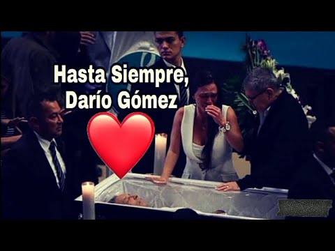 Le dan el Último adiós a Darío Gómez en su funeral, con banderas de vivirás en nuestros corazones