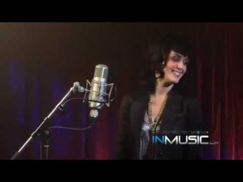 Katy Perry - Hot N Cold (Acoustic Live at Orange Lounge Studio Session)