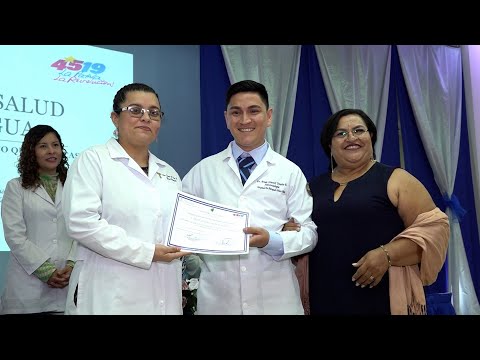 Nicaragua cuenta con 142 nuevos médicos especialistas