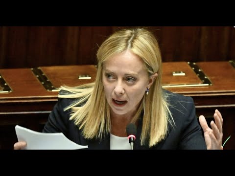 Italie : Giorgia Meloni dément être fasciste et ancre l'Italie dans l'UE et l'Otan