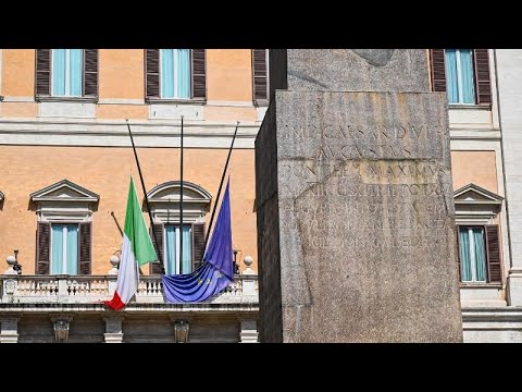 Italie : une minute de silence pour les morts du coronavirus et le personnel hospitalier