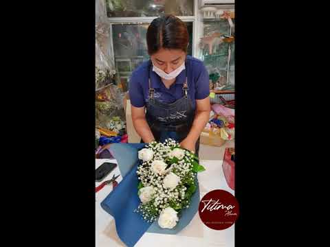 สอนห่อช่อ-โทนสีน้ำเงินง่ายๆ😊 สอนห่อช่อ-โทนสีน้ำเงินง่ายๆ😊