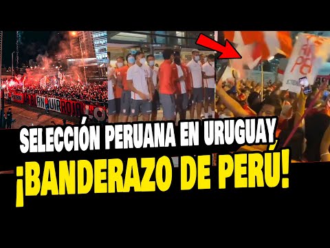 SELECCIÓN PERUANA SALUDÓ A LOS HINCHAS EN EL BANDERAZO PERUANO EN URUGUAY