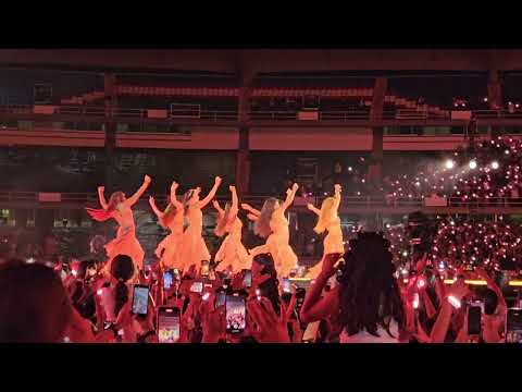 Shakira - Hips don't lie LMYNLWORLDTOUR CALI