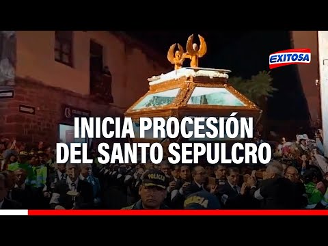 Ayacucho: Inicia procesión del Santo Sepulcro con cientos de fieles en la Plaza Mayor de Huamanga
