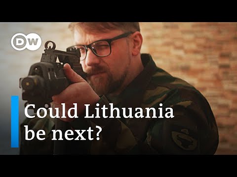 Lithuania strengthens forces over Russia tensions | DW News