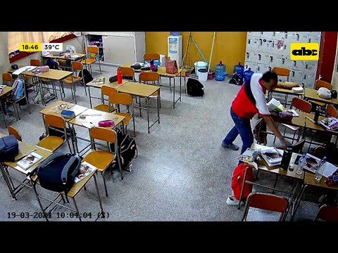 Así un hombre entró a robar celulares en un colegio técnico de Asunción