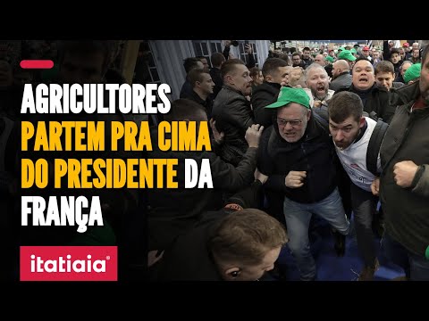 AGRICULTORES TENTAM AGREDIR PRESIDENTE DA FRANÇA DURANTE PROTESTO