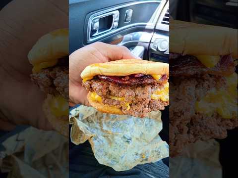 I tried Wayback Burgers for the first time 🔥‼️ #waybackburgers #mukbang #foodreview #shorts