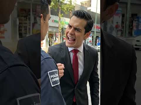 Empresario humilló al vendedor de jugo