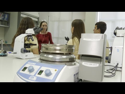 Tres alumnos valencianos esperan poder ir a la Olimpiada Científica Internacional