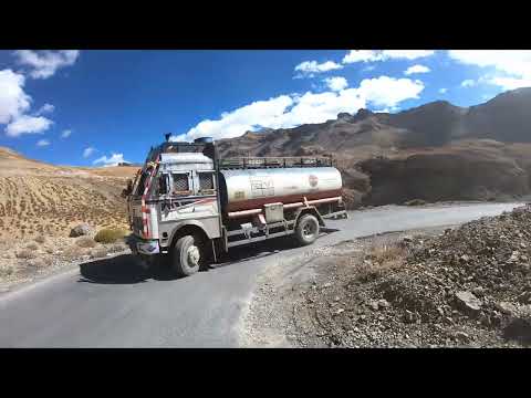 INDIJA 2024 Ena najbolj nevarnih cest v Indiji.