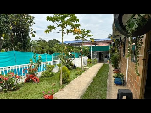 Casa de Campo Buen Precio $30,000 Con Piscina y Potencial De Renta En Venta