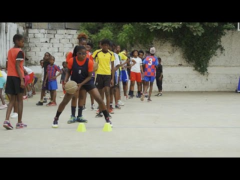 As Formigas do Cazenga é uma escola que faz de alguns sonhos realidade