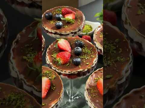 TRAYFL DESERTINI TAYYORLASH / IDISHDA TORT / ШОКОЛАДНЫЙ ПОПУЛЯРНЫЙ ДЕСЕРТ ТРАЙФЛ #tort #shirinlik