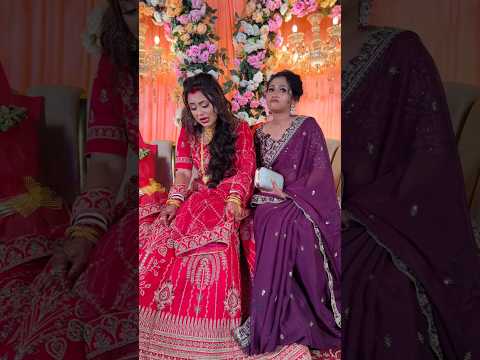 দিদির বিয়েতে দায়িত্ববান কিছু বোন যেমন 🥹❤️ #viralvideos #akhikiduniya #trendingshorts #funnyshorts