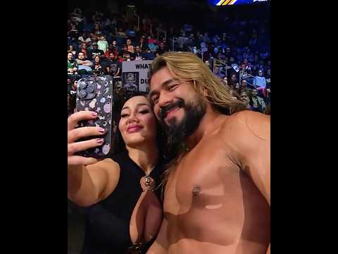 The camera loves <strong>him</strong>, and <strong>so</strong> do the fans. 📸