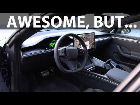 Tesla Model S Plaid round steering wheel upgrade